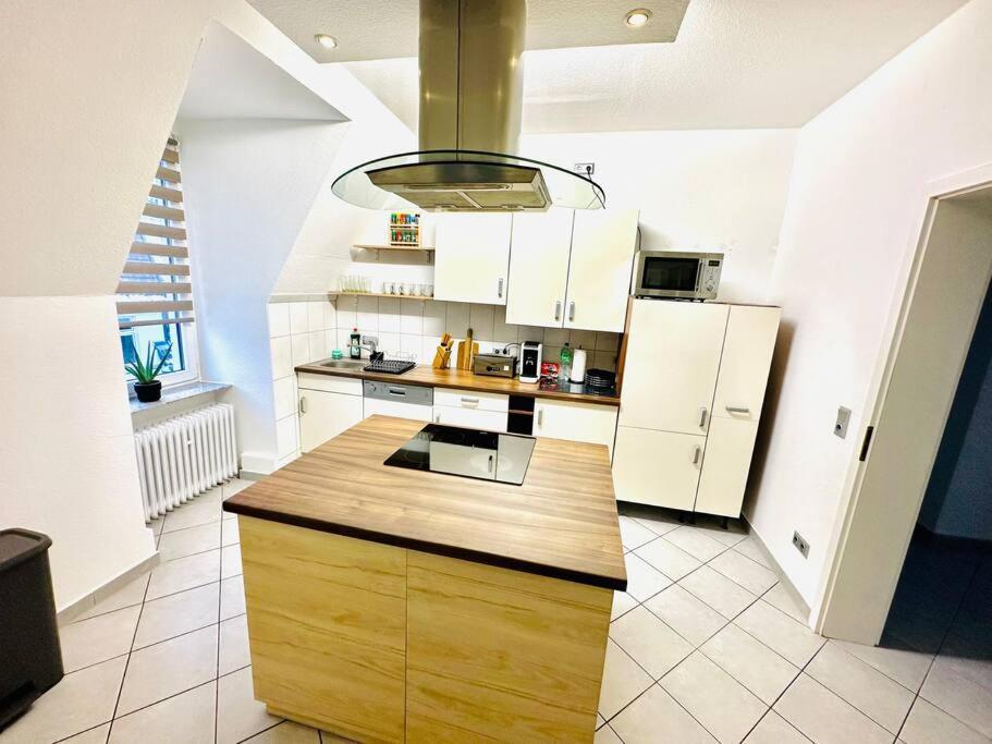 Loft Mit Billard-Tisch Und Ps4 Leilighet Wuppertal Eksteriør bilde