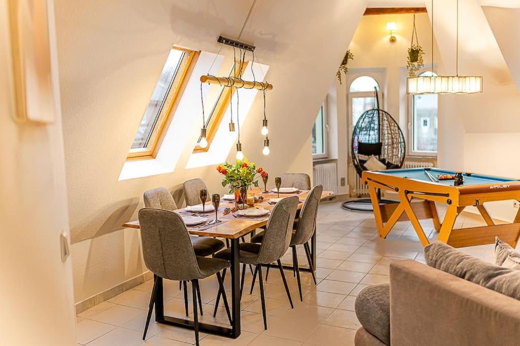 Loft Mit Billard-Tisch Und Ps4 Leilighet Wuppertal Eksteriør bilde